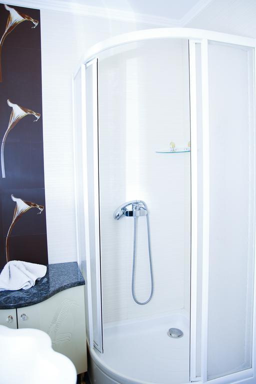 Club 218 Wellness Petra Apartman Siófok Buitenkant foto