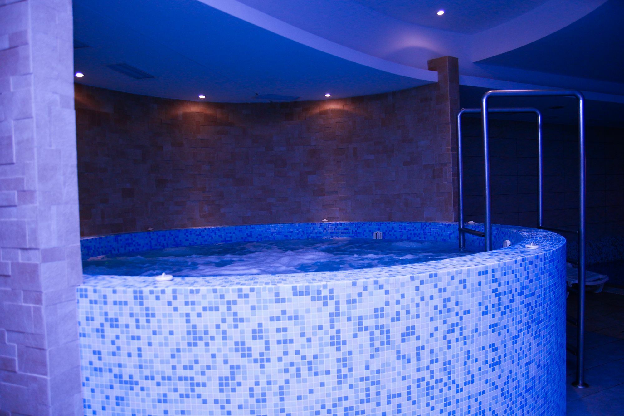 Club 218 Wellness Petra Apartman Siófok Buitenkant foto